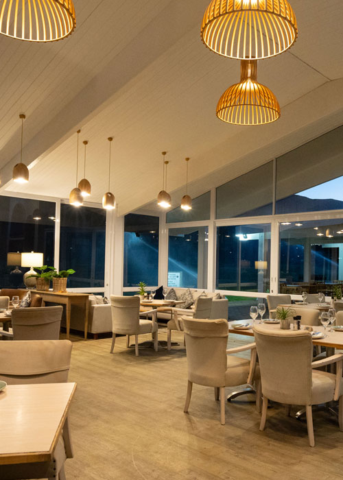Hermanus-golf-course-lounge1